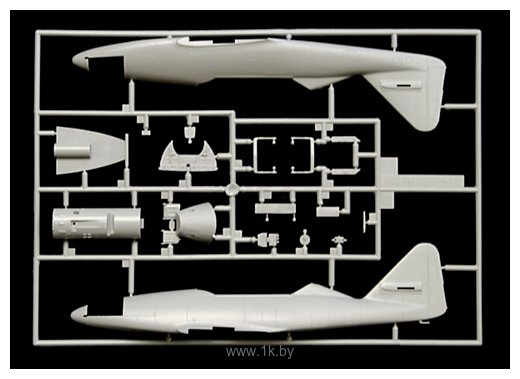 Фотографии Italeri 2679 Messerschmitt Me 262 B 1A / U1