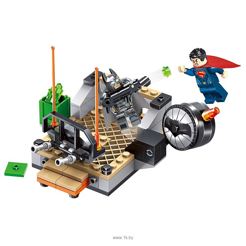 Фотографии Lepin Marvel 07017 Бэтмен против Супермена: Битва супергероев аналог Lego 76044