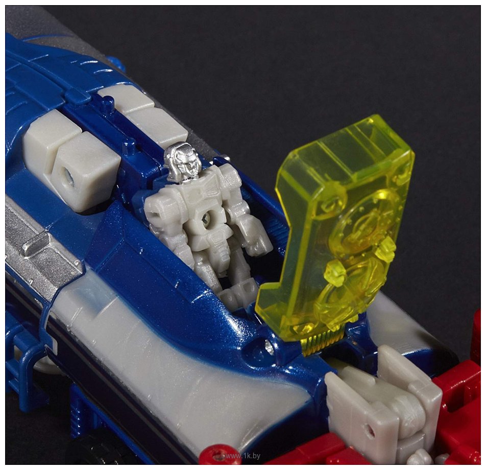 Фотографии Hasbro Transformers Voyager Optimus Prime & Diac B7769