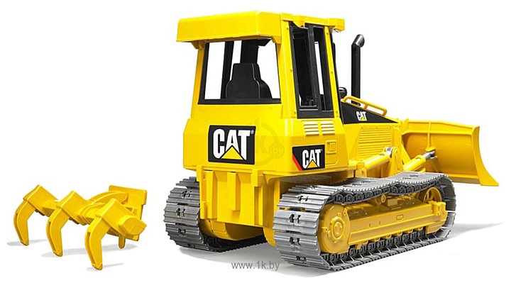 Фотографии Bruder Cat Track-type tractor 02443