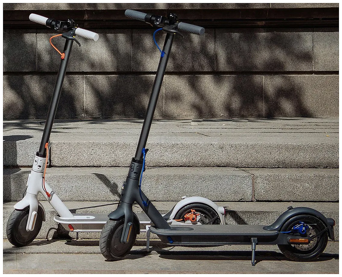 Фотографии Xiaomi Mi Electric Scooter 3 BHR4854GL