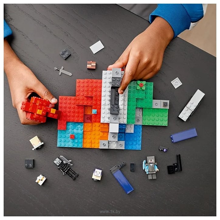 Фотографии LEGO Minecraft 21172 Разрушенный портал