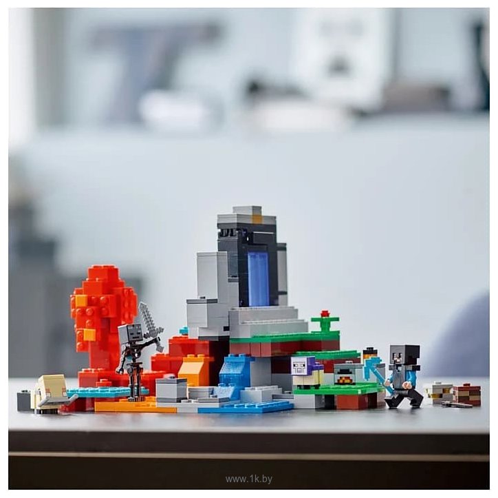 Фотографии LEGO Minecraft 21172 Разрушенный портал