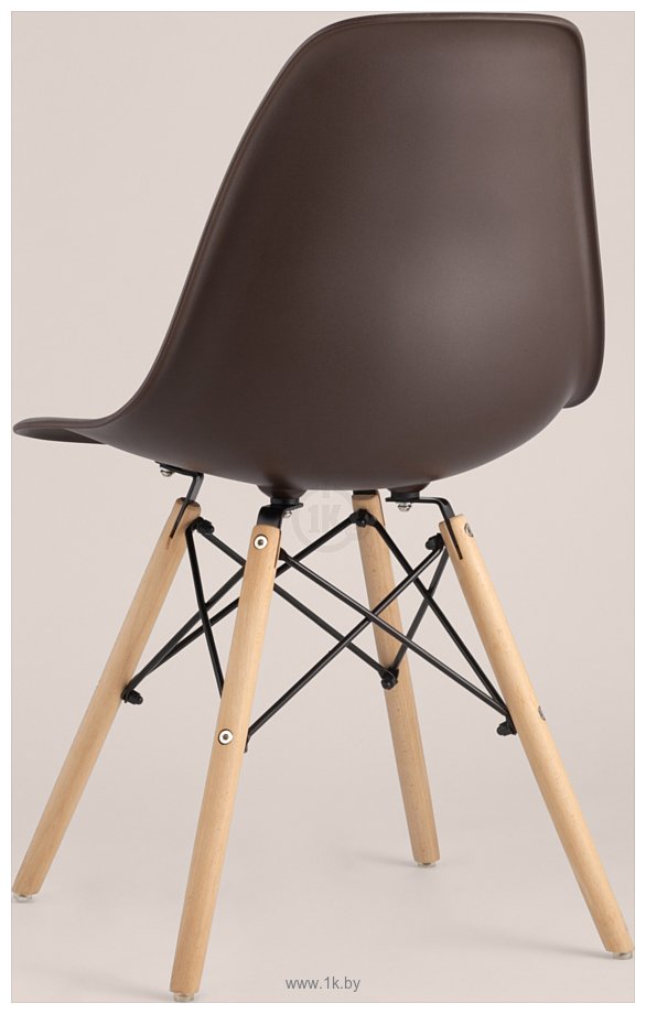 Фотографии Stool Group Eames DSW (коричневый)