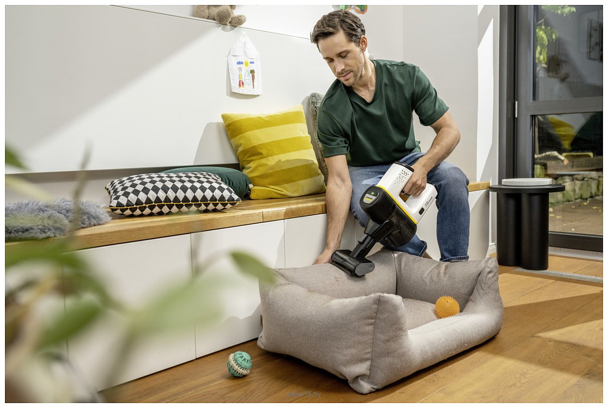 Фотографии Karcher VC 6 Cordless ourFamily Extra (1.198-674.0)