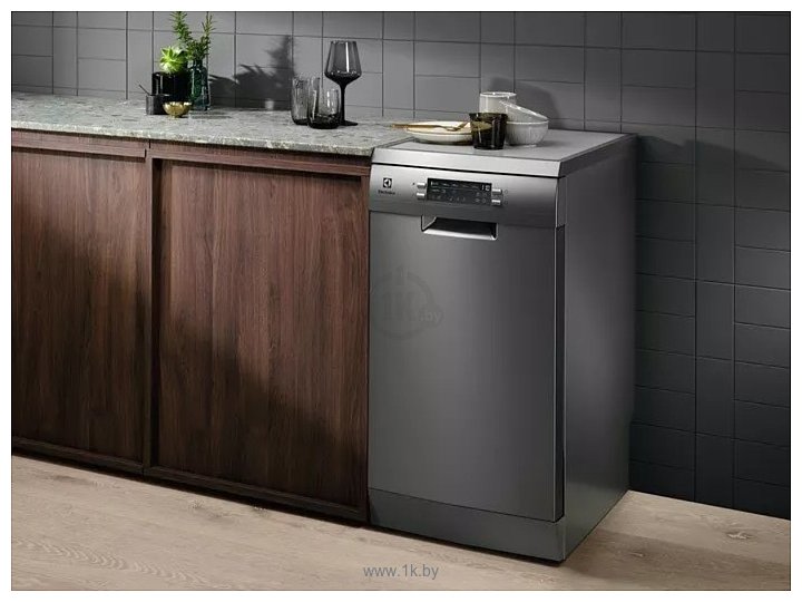 Фотографии Electrolux AirDry 300 ESA63210SX