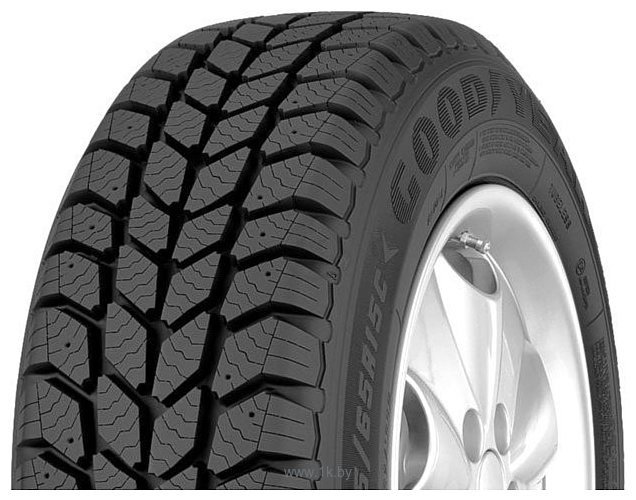 Фотографии Goodyear Cargo UltraGrip 205/65 R15 104T