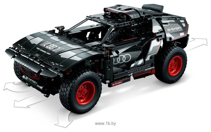 Фотографии LEGO Technic 42160 Автомобиль Audi RS Q e-tron
