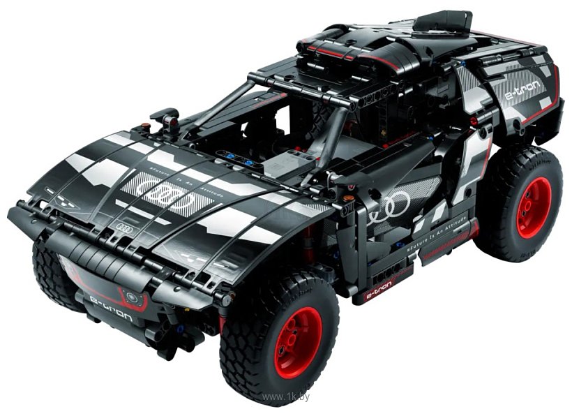 Фотографии LEGO Technic 42160 Автомобиль Audi RS Q e-tron