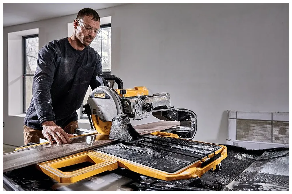Фотографии DeWALT D36000