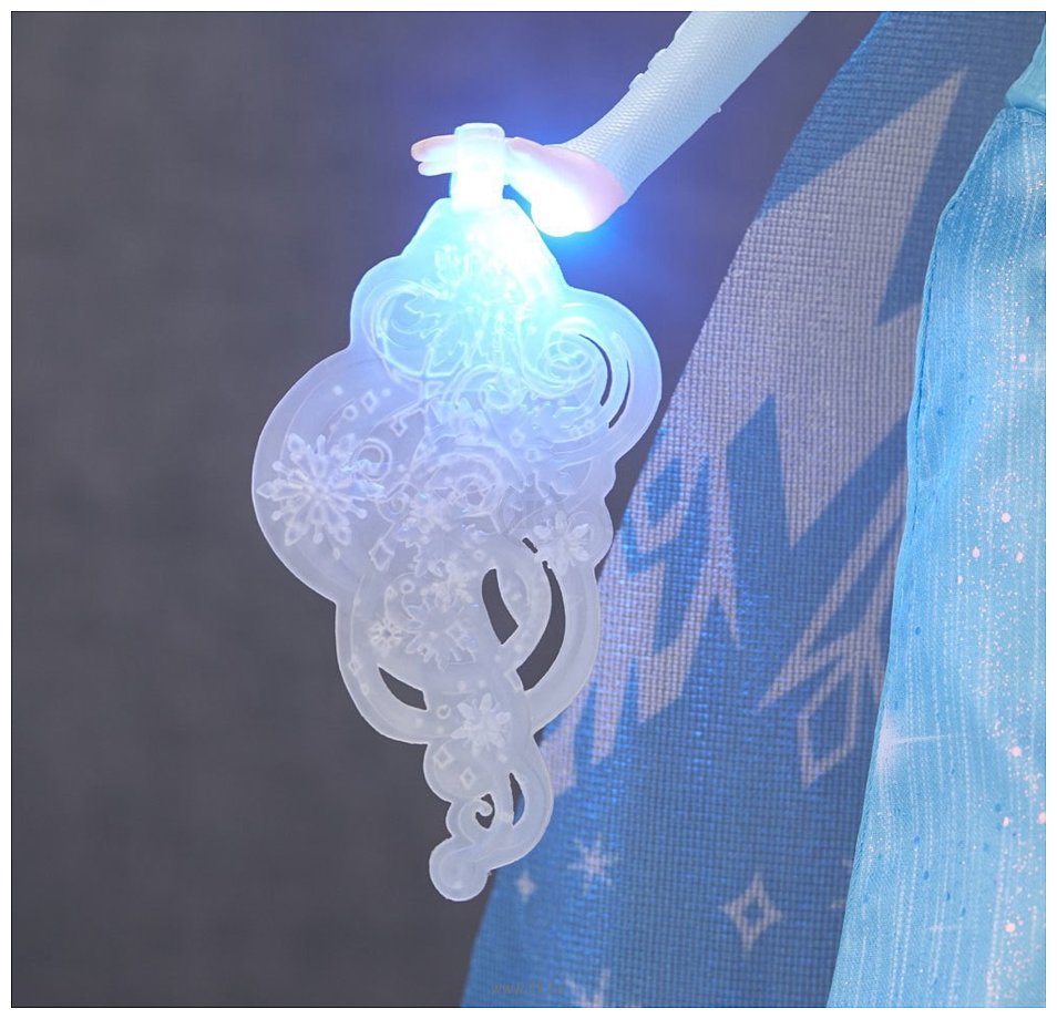 Фотографии Hasbro Disney Frozen Elsa E0085