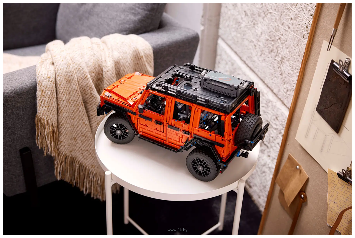 Фотографии LEGO Technic 42177 Профессиональная линейка Mercedes-Benz G500