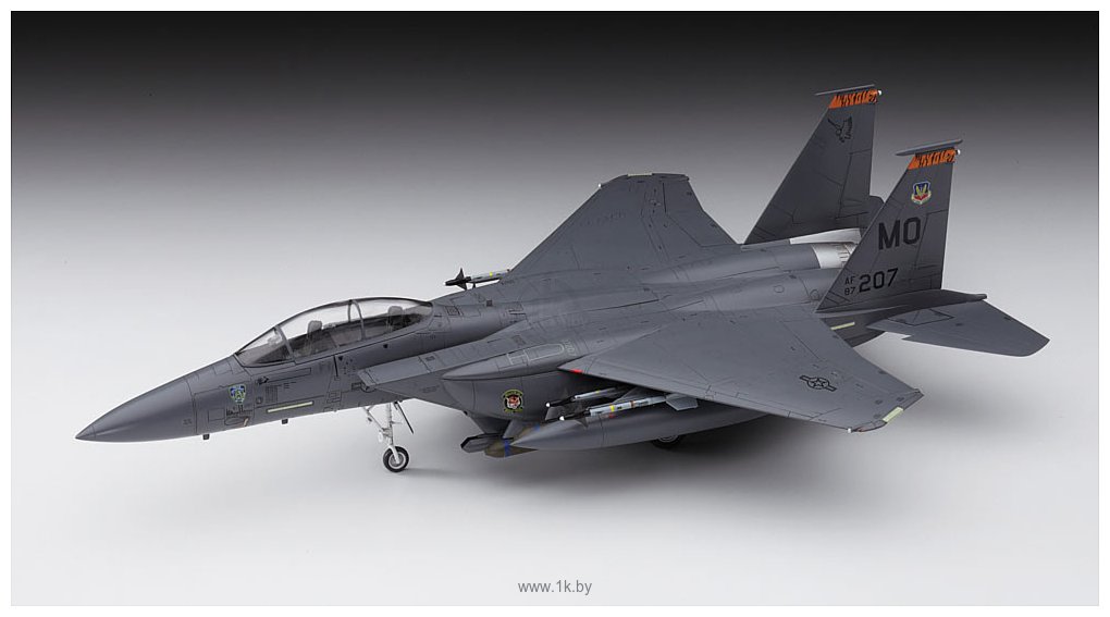 Фотографии Hasegawa Истребитель-бомбардировщик F-15E Strike Eagle 1:72