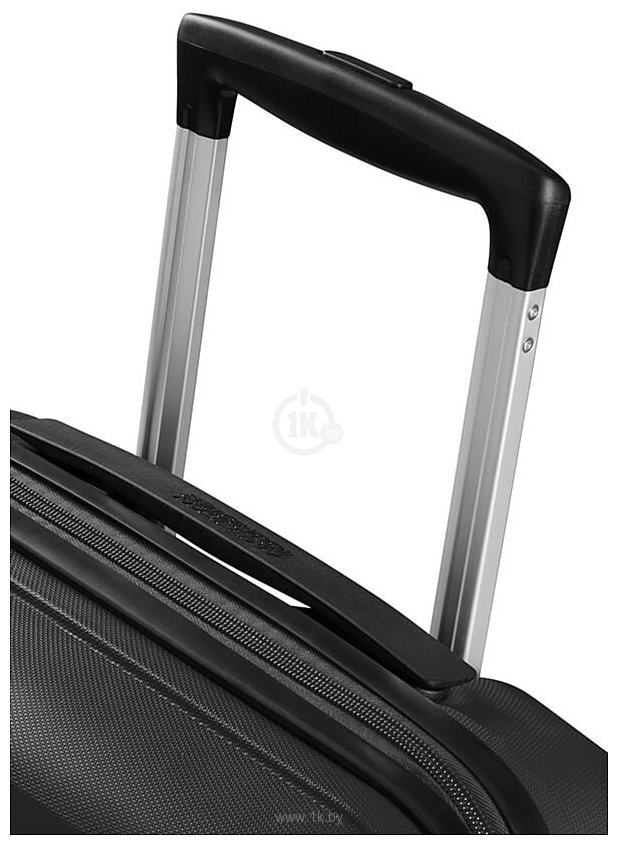 Фотографии American Tourister Bon Air DLX Black 55 см