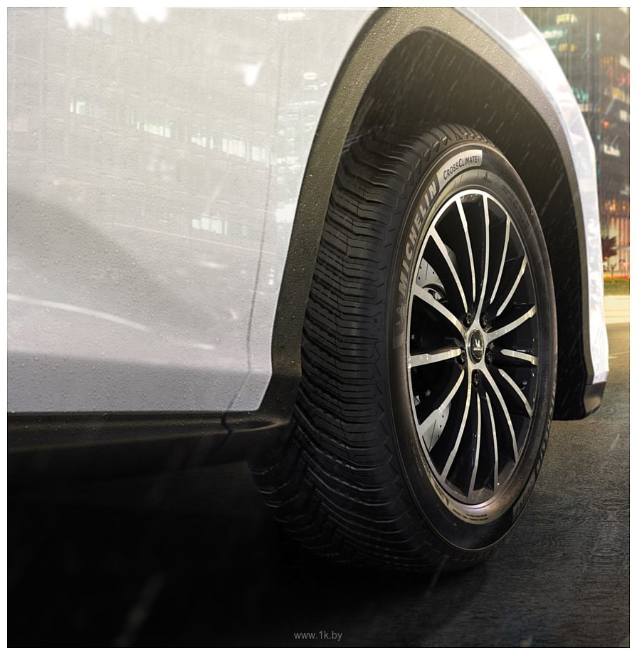 Фотографии Michelin CrossClimate 2 235/45 R18 98Y XL