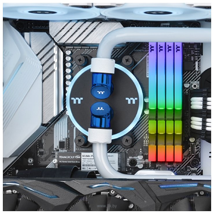 Фотографии Thermaltake Pacific G1/4 90 Degree Adapter Blue CL-W052-CU00BU-A