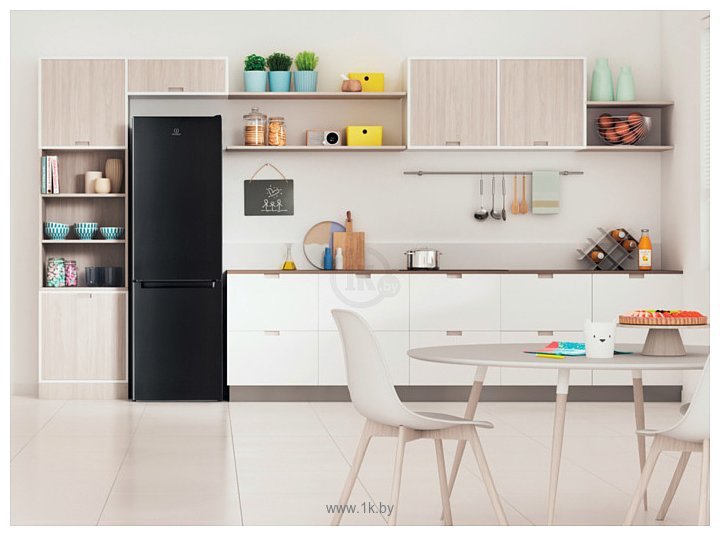 Фотографии Indesit LI8 S2E K 1