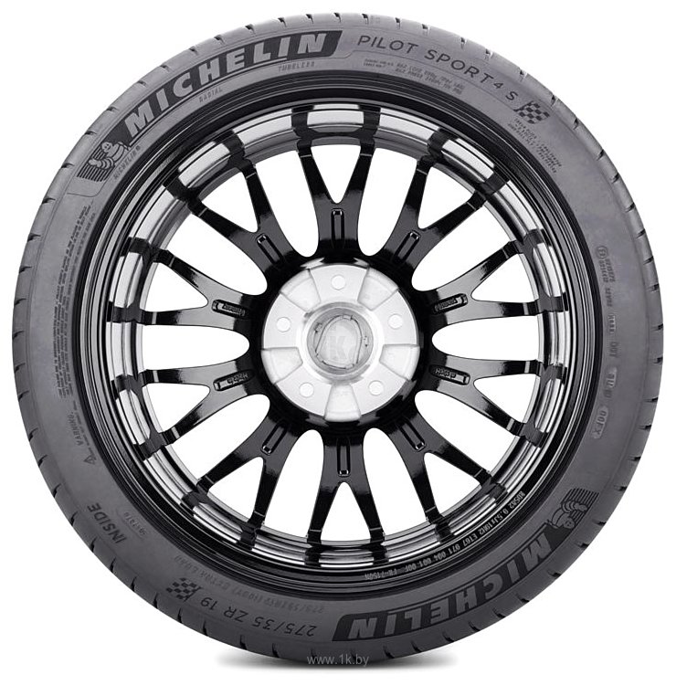 Фотографии Michelin Pilot Sport 4 S 225/40 R19 93Y