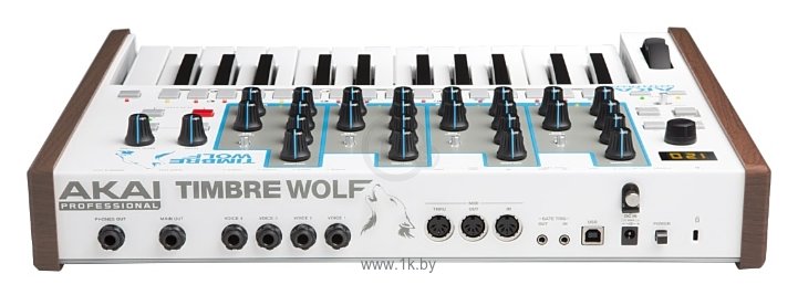 Фотографии Akai Timbre Wolf