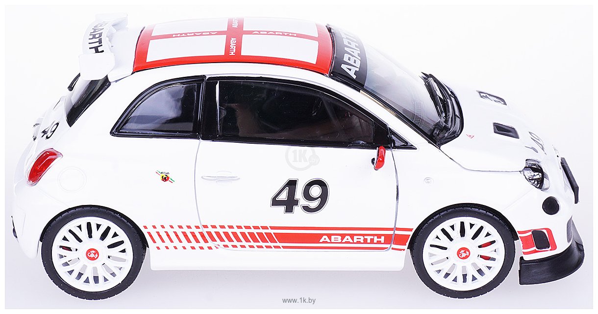 Фотографии Bburago Abarth 500 Assetto Corse 18-28101 (белый)