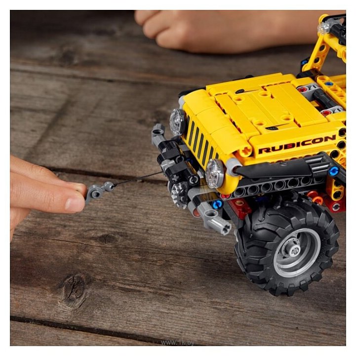 Фотографии LEGO Technic 42122 Jeep Wrangler