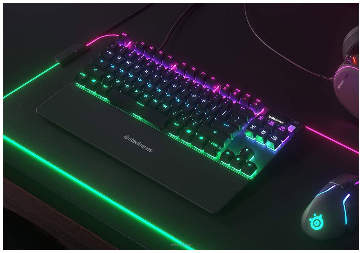 Фотографии SteelSeries Apex 7 TKL Linear Red