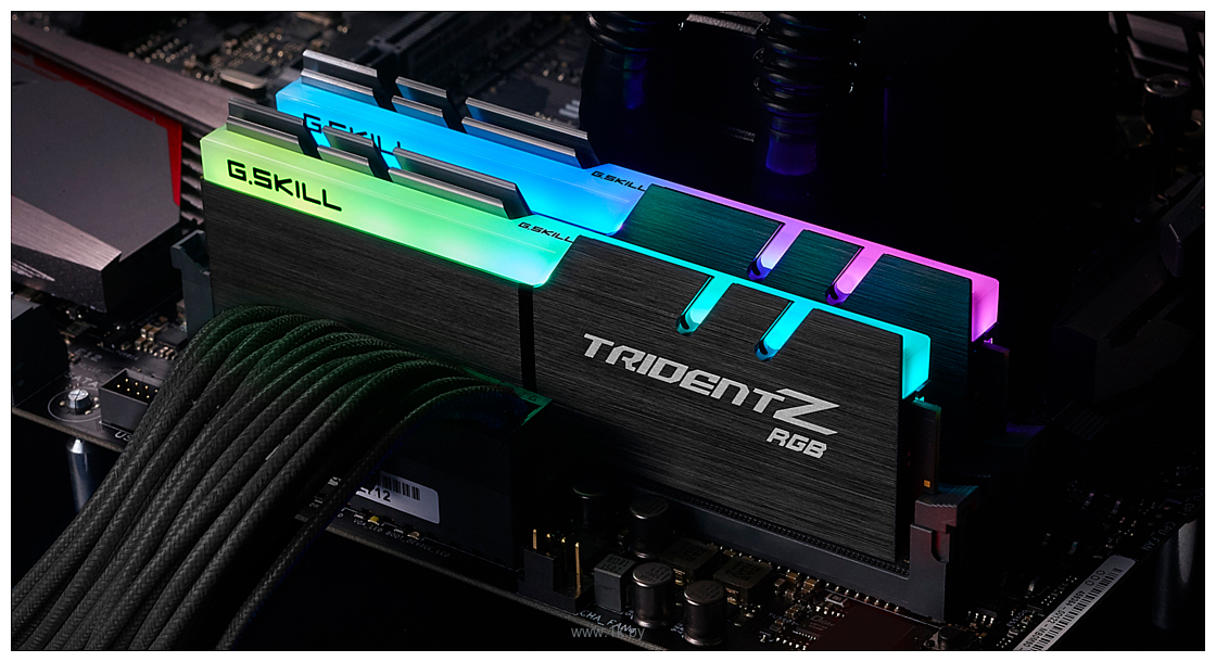 Фотографии G.SKILL Trident Z RGB F4-4600C20D-32GTZR