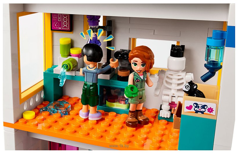 Фотографии LEGO Friends 41731 Международная школа Хартлейк Сити