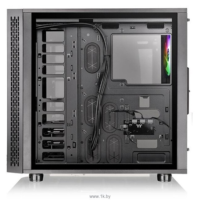 Фотографии Thermaltake View 31 TG ARGB CA-1H8-00M1WN-02 Black