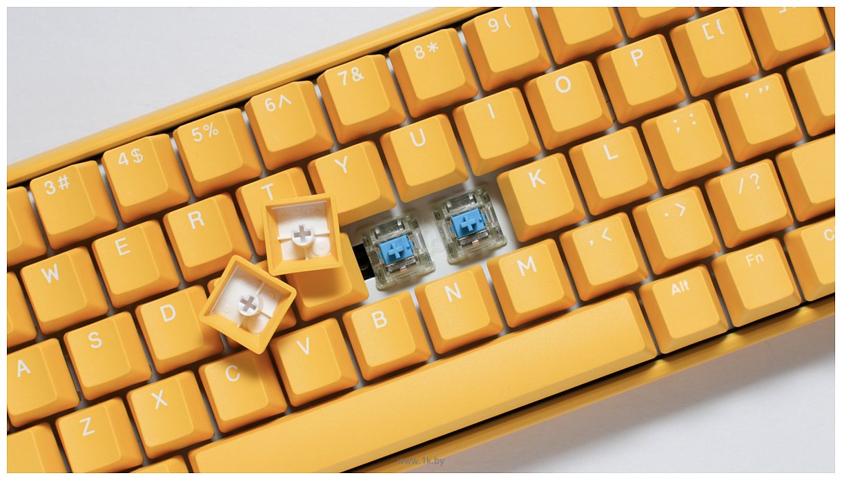 Фотографии Ducky One 3 SF RGB Yellow Cherry MX Red