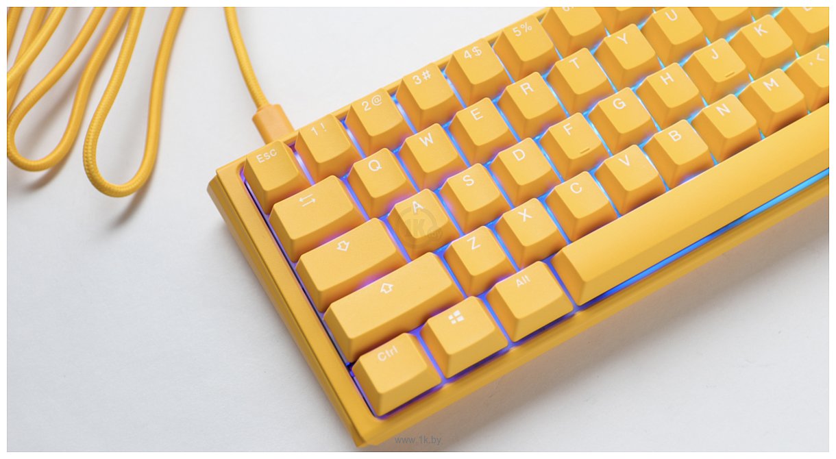 Фотографии Ducky One 3 SF RGB Yellow Cherry MX Red