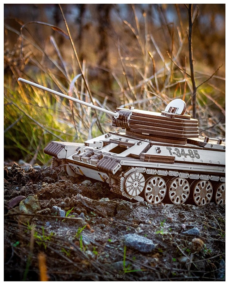 Фотографии Eco-Wood-Art Танк T-34-85