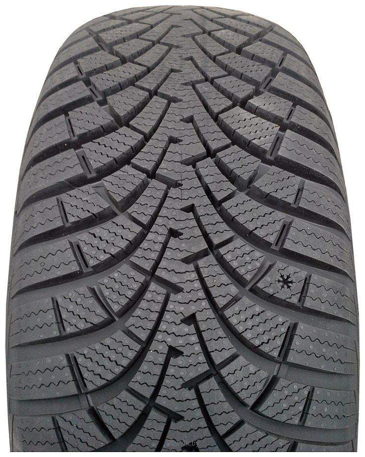 Фотографии Goodyear UltraGrip 9 185/65 R15 92T