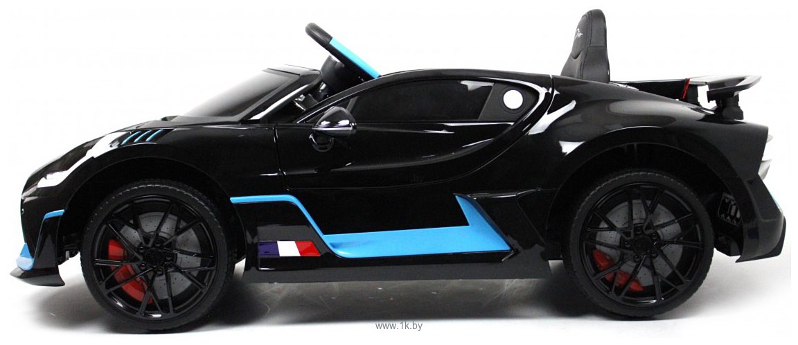 Фотографии RiverToys Bugatti Divo HL338 (черный глянец)
