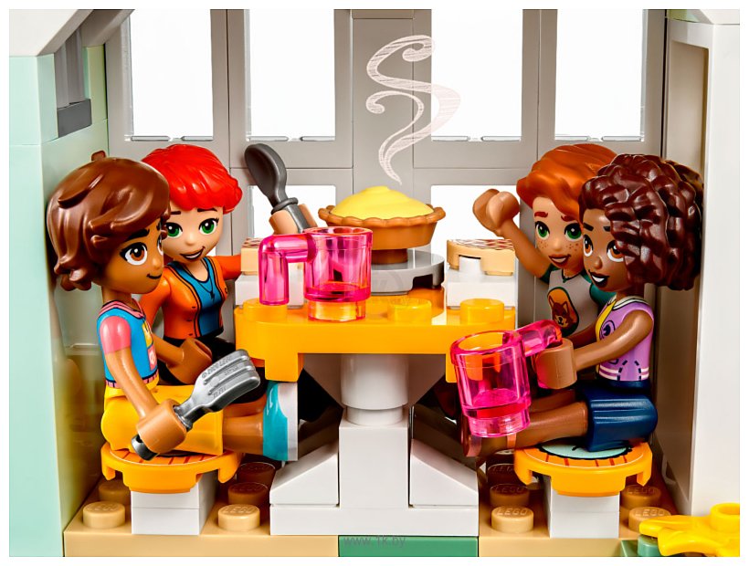 Фотографии LEGO Friends 41730 Дом Отумн