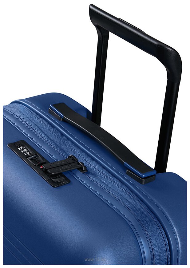 Фотографии American Tourister Novastream 55x20 см (navy blue)