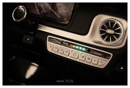 Фотографии RiverToys Mercedes-AMG G63 S307 (черный глянец)
