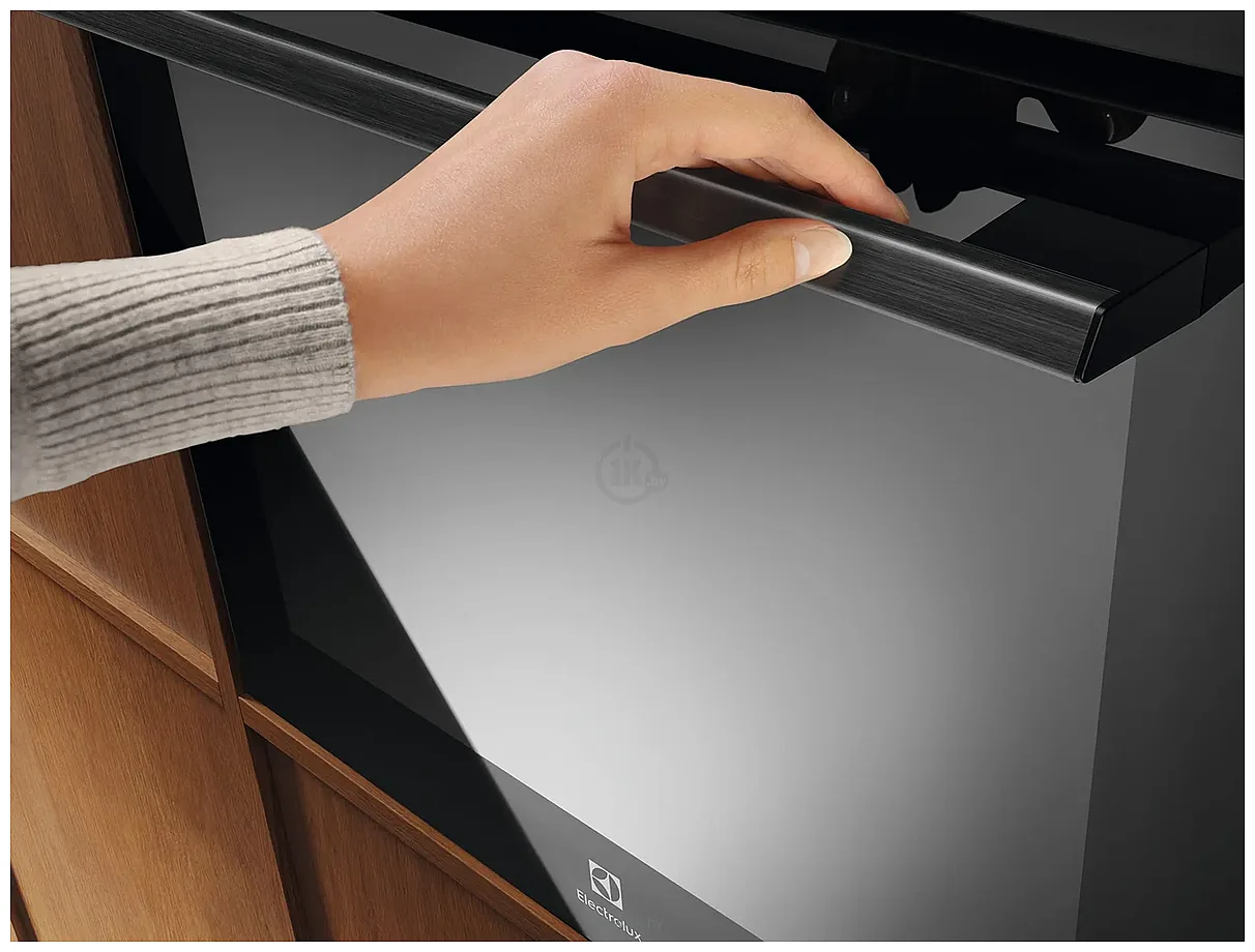 Фотографии Electrolux MealAssist 700 COF8C38Z