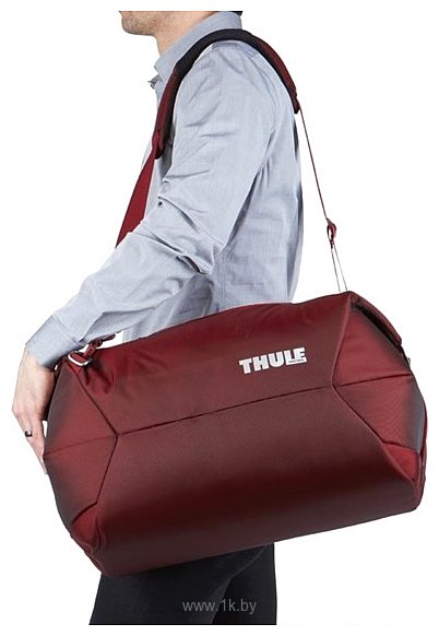 Фотографии Thule Subterra Duffel 45L (бордовый)