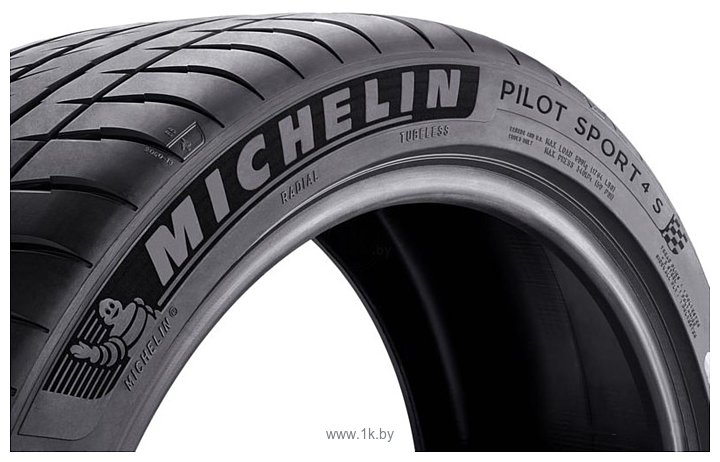 Фотографии Michelin Pilot Sport 4 S 245/45 R20 103Y
