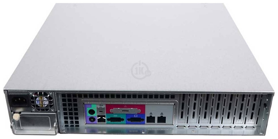 Фотографии Supermicro SuperChassis CSE-825TQ-563LPB