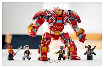 Фотографии LEGO Marvel Super Heroes 76247 Халкбастер: битва за Ваканду