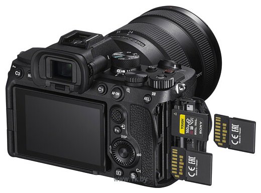 Фотографии Sony Alpha 7 IV Kit 28-70mm (ILCE-7M4K)