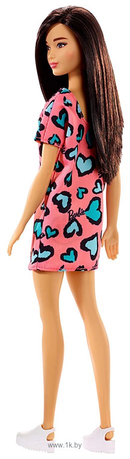 Фотографии Barbie Брюнетка в платье с синими сердечками GHW46