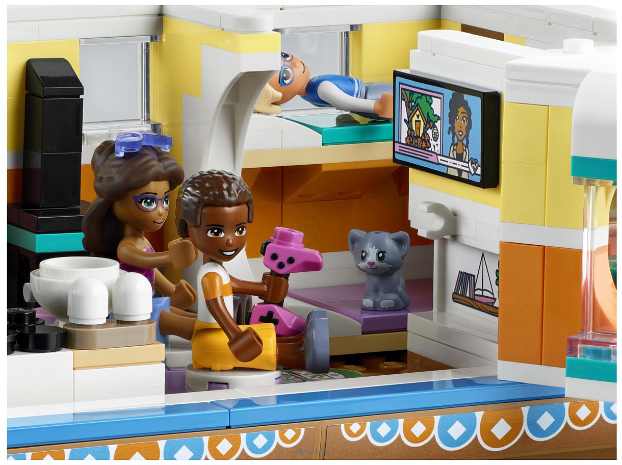 Фотографии LEGO Friends 41702 Плавучий дом на канале