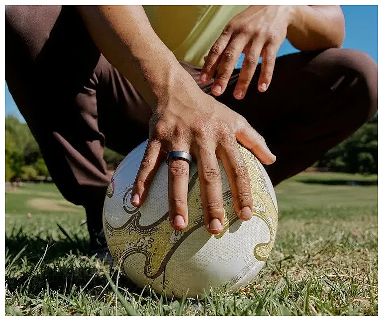 Фотографии Oura Ring 4 (черный матовый, размер 13) Фотографии Oura Ring 4 (черный матовый, размер 13)