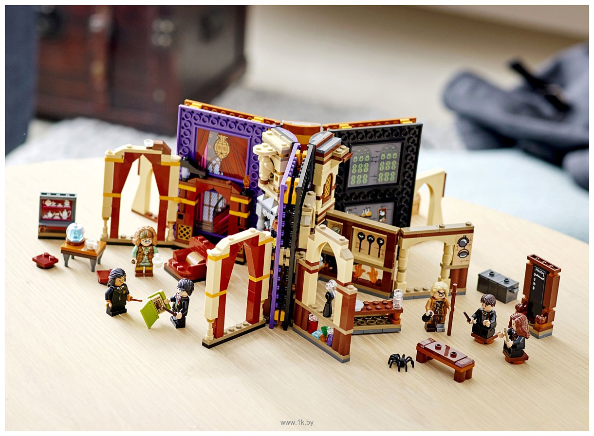 Фотографии LEGO Harry Potter 76397 Учеба в Хогвартсе: Урок защиты