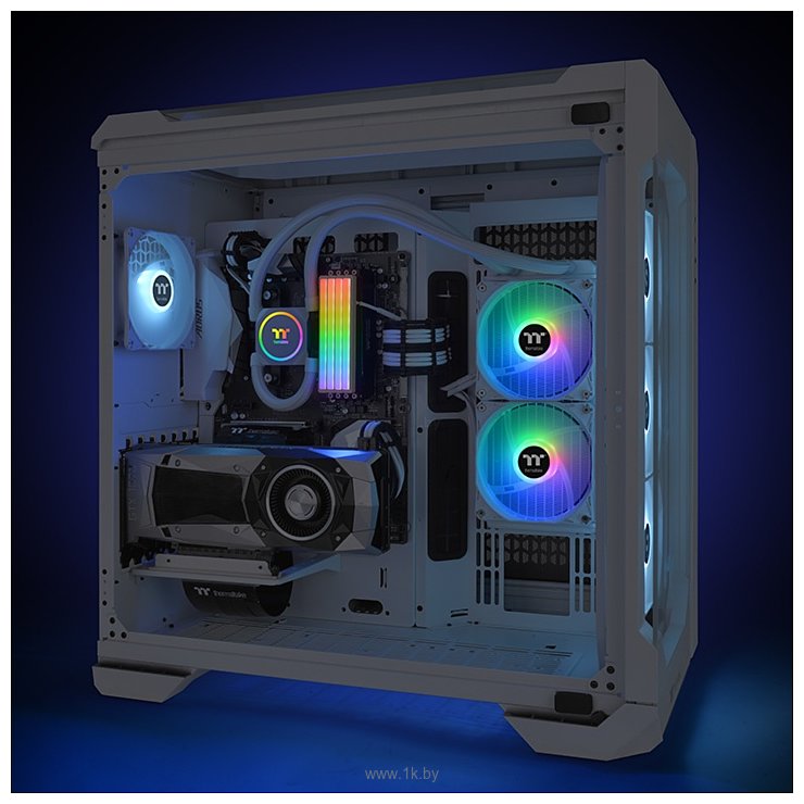 Фотографии Thermaltake Floe RC240 Snow Edition CL-W330-PL12WT-A 