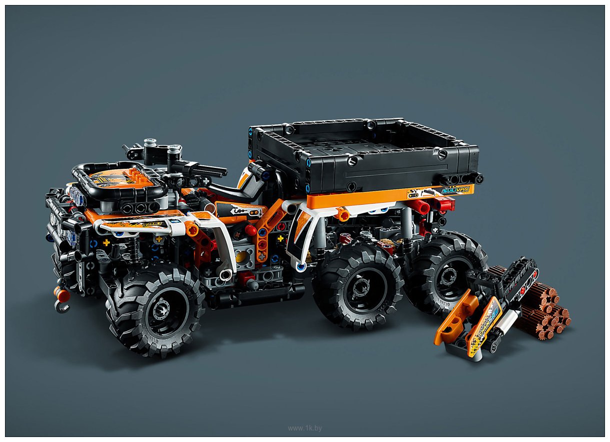 Фотографии LEGO Technic 42139 Внедорожный грузовик