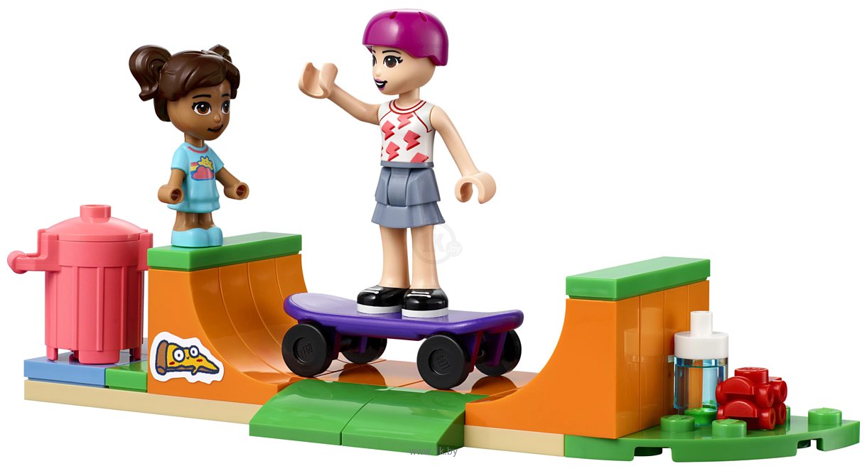 Фотографии LEGO Friends 41704 Большой дом на главной улице